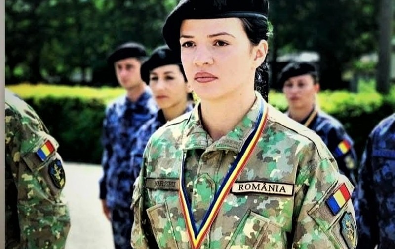 O angajată în armată din Brăila deține 13 titluri naționale la box. „Am învățat regulile și ce determină rezultatul unei lupte”