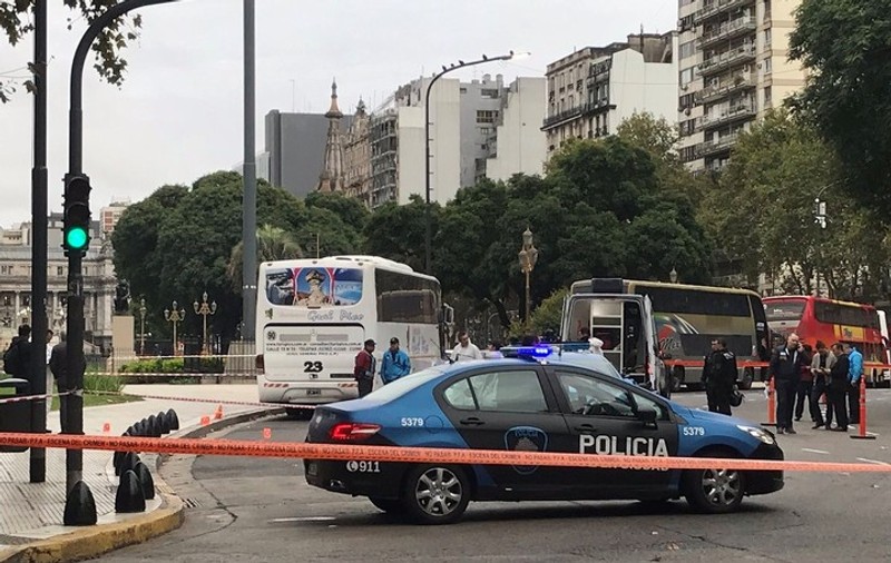 VIDEO | Un deputat a fost ținta unui atac la Buenos Aires. În atac, și-a pierdut viața alt om