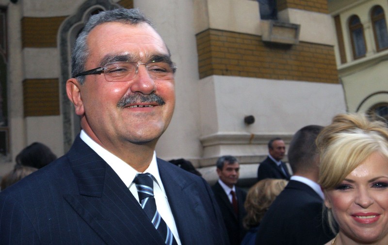 Miron Mitrea a dat în vileag porecla lui Cristi Borcea la „Poartă Albă”: „De aceea îi spuneam «Magdalena»”
