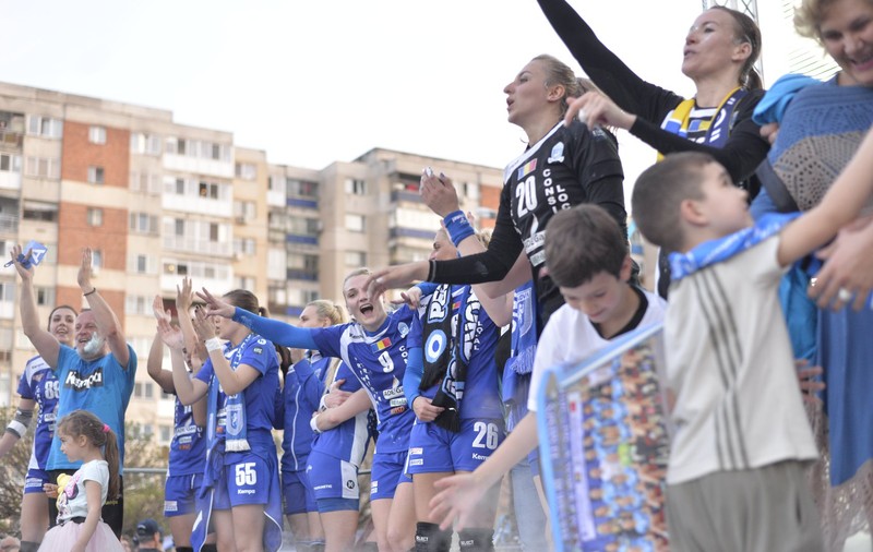 SCM Craiova, în finala Cupei EHF 2018 la handbal feminin! Party în oraș, după o calificare dramatică/ FOTO&VIDEO
