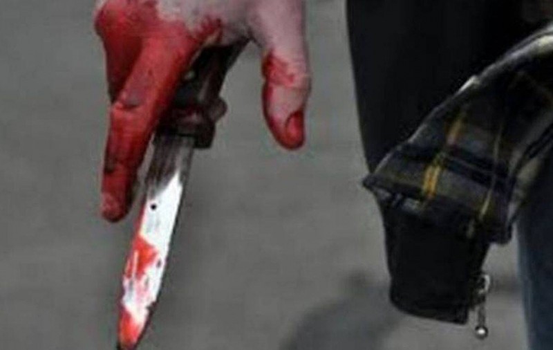 Tânără din Franţa, înjunghiată de un individ musulman. Le-a spus poliţiştilor că auzea voci