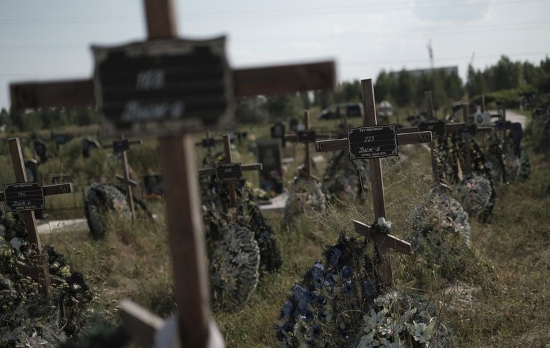 Marea Britanie alocă 4,5 milioane de lire sterline Ucrainei pentru a pedepsi criminalii de război ruși