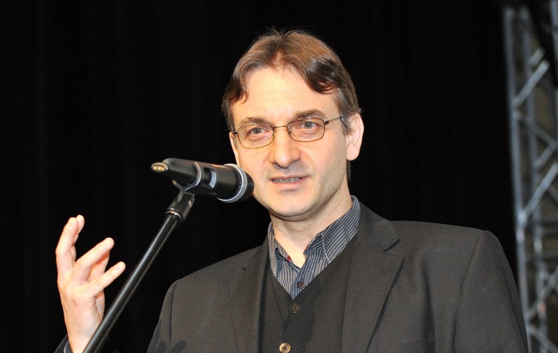 Regizorul Felix Alexa susține că acuzațiile de hărțuire sexuală sunt „exagerări”: „Voi începe o acțiune în justiție ca să îmi apăr onoarea”