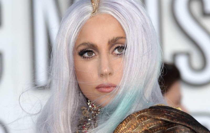 Lady Gaga crede că este posedată