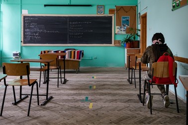 Clasa unde învață Oana. Ea este prima care a ajuns în clasă dintre colegii săi