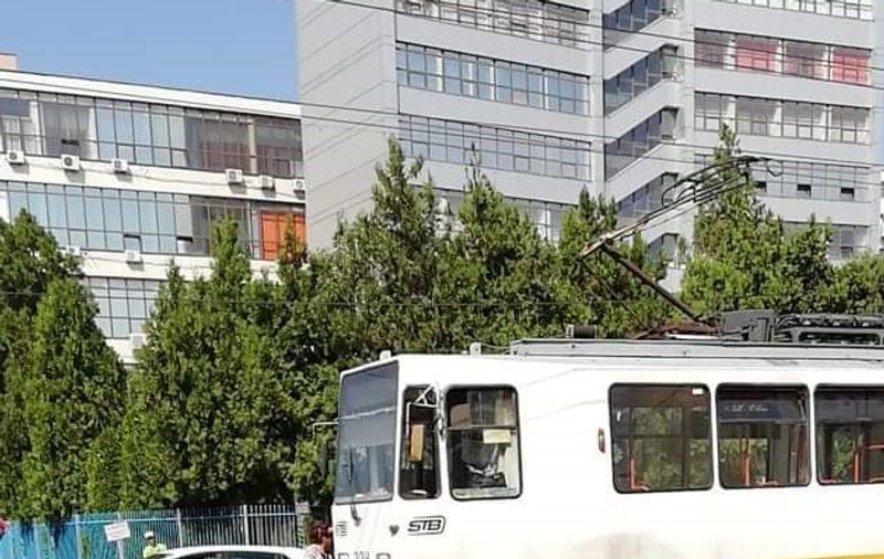56 de tramvaie ar putea fi cumpărate în București din fonduri europene. Propunerea și rectificarea bugetară, discutate marți în ședința Consiliului General. De unde se taie bani