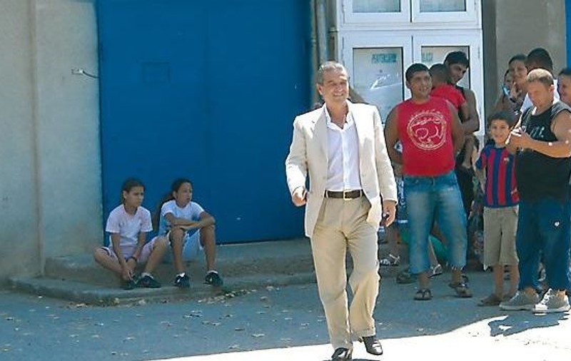 «Eu sunt Becali şi nu-mi trebuie buletin!»