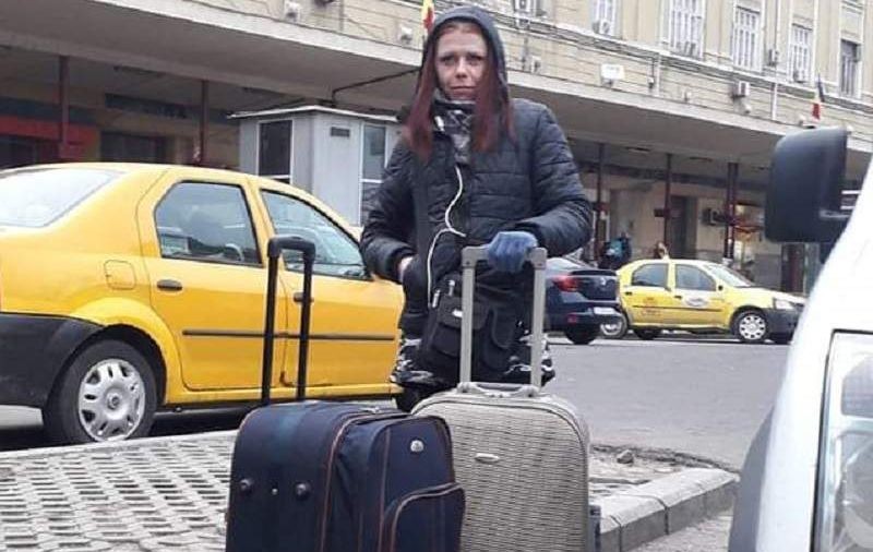 A murit Alina Turcanu, tânăra rănită grav în accidentul din Bascov, când un microbuz s-a lovit de un stâlp. Era mama a patru copii