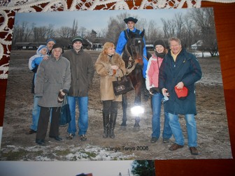 Familia Boloni: Istvan, nepotul, mama, Istvan jr., Reka, Eszter, Loți