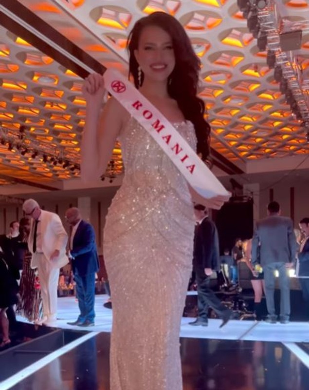 Ada-Maria Ileana, reprezentanta României la Miss World 2024, prima reacție după ce a pierdut titlul: „Plec cu inima plină de bucurie”. Iulia Vântur a susținut-o în India