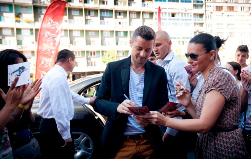 A treia zi de audiţii X Factor Bucureşti a adus ploaie… de autografe