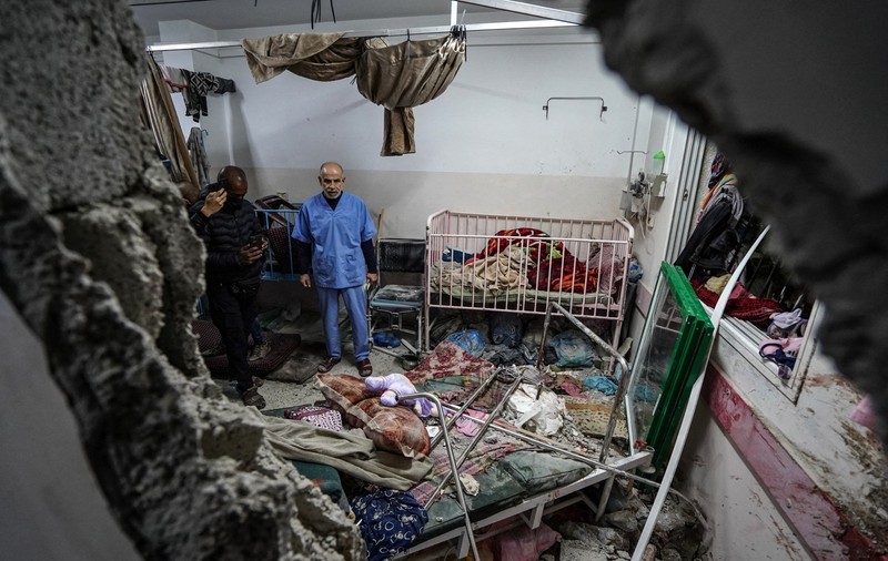 Forțele speciale ale Israelului au intrat în cel mai mare spital din sudul Fâșiei Gaza: „Hamas folosește spitalele drept centre pentru terorism”