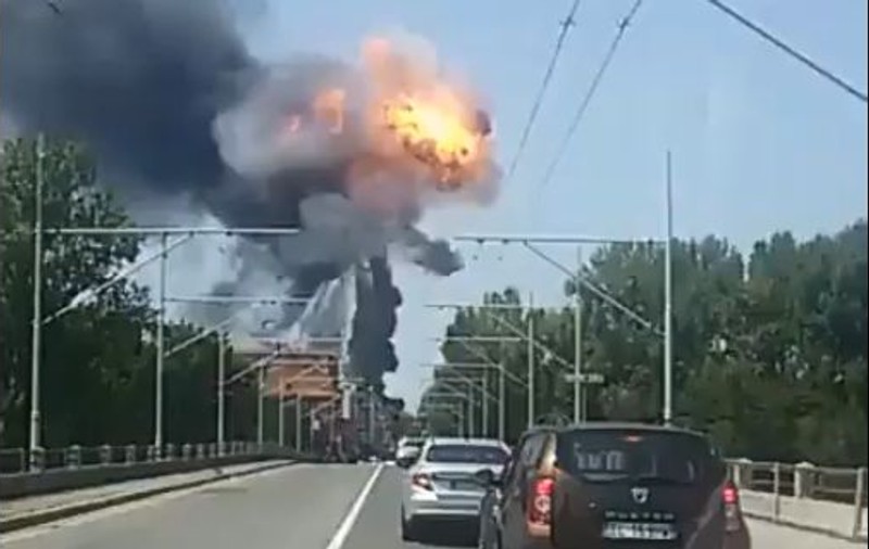 FOTO & VIDEO | O cisternă cu GPL a explodat lângă aeroportul din Bologna, în Italia. 67 de oameni au fost răniți, două persoane au murit