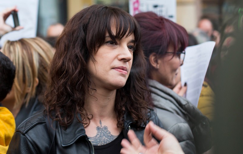 Asia Argento a fost concediată de la X Factor Italia, în urma acuzațiilor de hărțuire sexuală