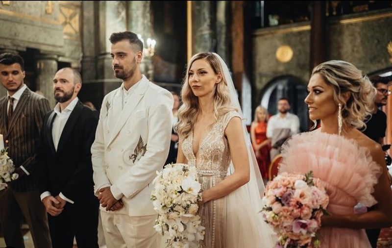 Liviu Teodorescu, surprins fără verighetă la doar două luni de la nunta cu Iulia. Ce explicație a avut artistul