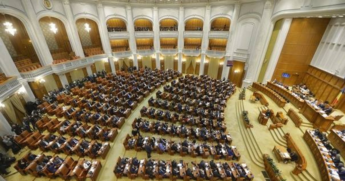 Guvernul Tudose, în fața primei moțiuni de cenzură