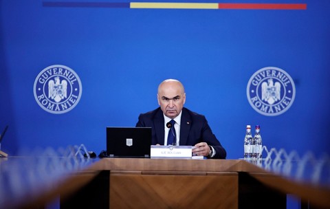 Principalul contestatar al lui Ilie Bolojan din interiorul PNL sare în apărarea lui: „Aveți toată susținerea noastră”. PNL face scut în jurul premierului