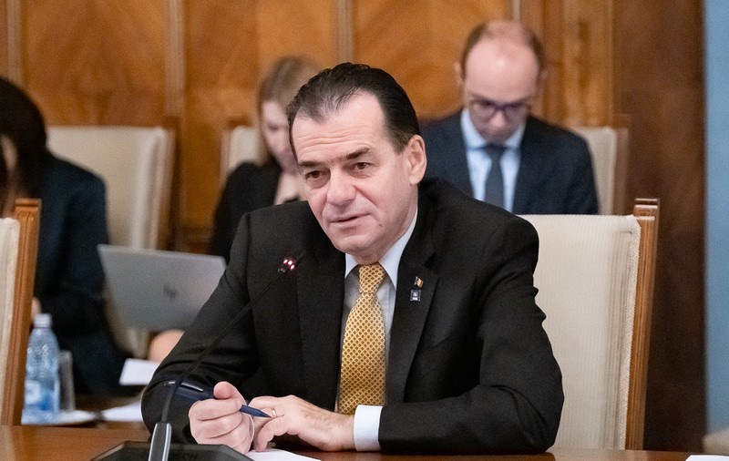 Guvernul Orban pregăteşte vineri proiectul pe care îşi va asuma răspunderea în Parlament