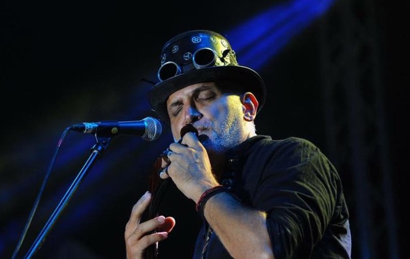 Damian Drăghici se reinventează la 49 de ani și dă muzica țigănească pe cea populară. “O să cânt folclor, la nai”