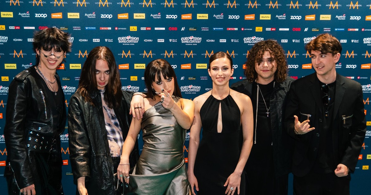Alexandra Căpitănescu pe „Covorul Turcoaz”, la Eurovision Song Contest 2026, de la Viena (Austria)