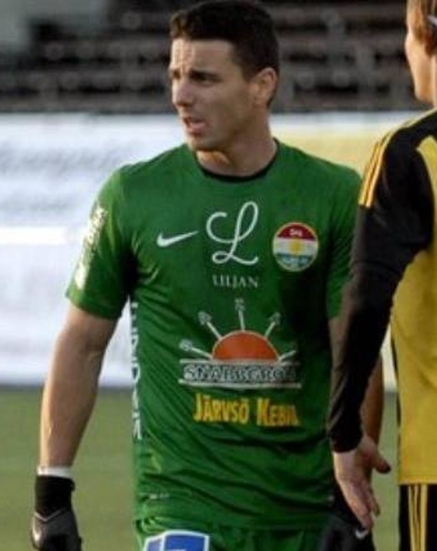 Un fotbalist român a evitat TRAGEDIA aviatică din Alpi! Prima reacție