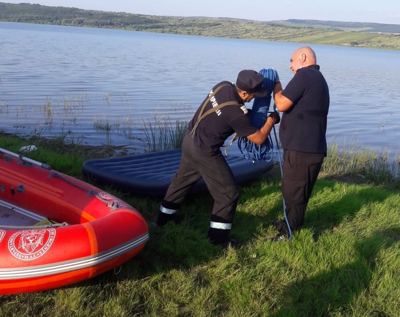 FOTO/ Primar din Vaslui despre băiatul care și-ar fi salvat prietena cu prețul vieții: ”Un tânăr cum ne-am dori în orice sat să avem". Poliția face anchetă