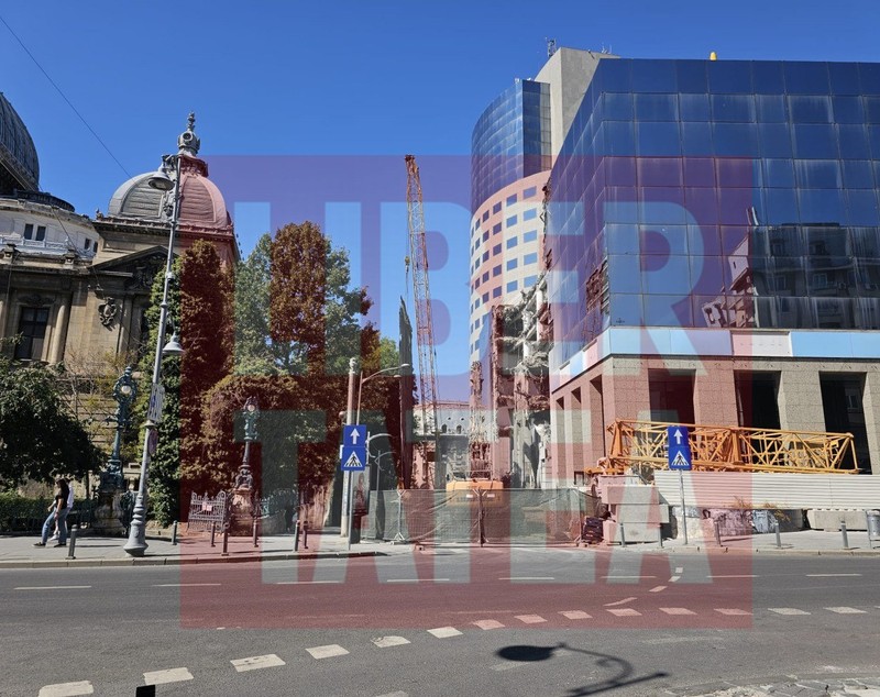 A început demolarea sediului BCR din Calea Victoriei, fostă clădire Bancorex în anii ’90. Cum va arăta zona peste câțiva ani