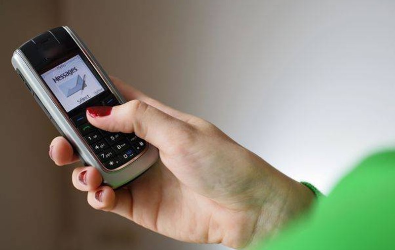 Persoanele seropozitive vor fi atenţionate prin sms să îşi ia medicamentele  