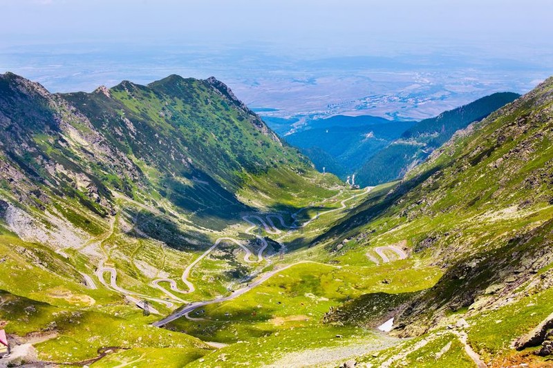 Vara, la Bâlea Lac se poate ajunge pe Transfăgărășan
