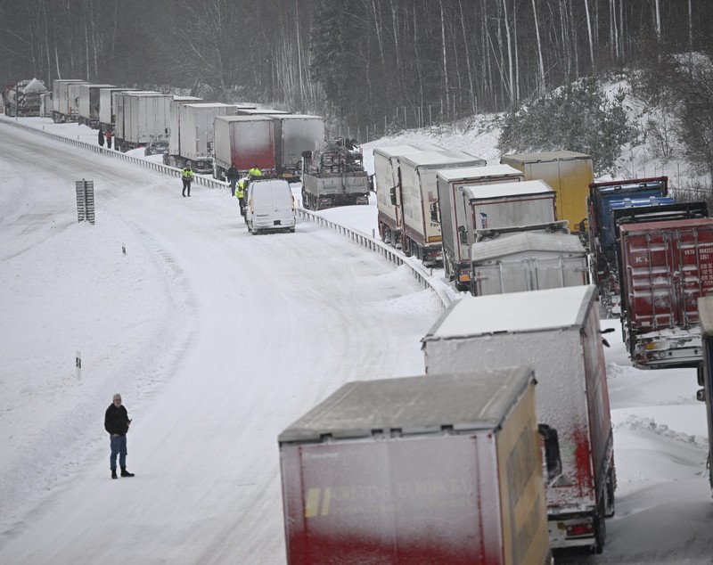 Val de frig extrem în nordul Europei: temperaturi de minus 40 de grade Celsius. Ravagii în vestul continentului în urma unor furtuni