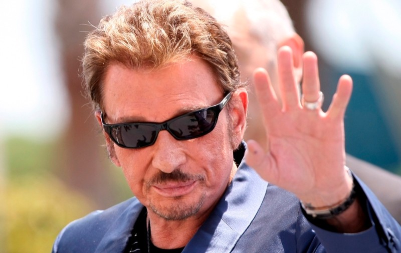 Johnny Hallyday s-a îmbolnăvit în spital
