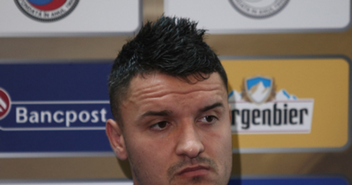 Steaua Roșie renunță la Budescu. Jucătorul infirmă: „Mi-au trimis contractul!”