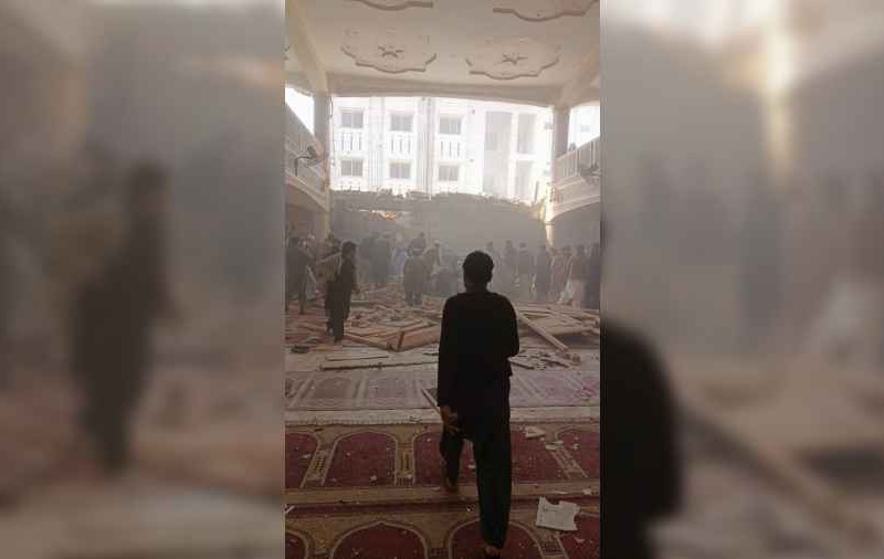 Explozie puternică într-o moschee din orașul Peshawar, în Pakistan, soldată cu zeci de morți și sute de răniți. Majoritatea sunt polițiști