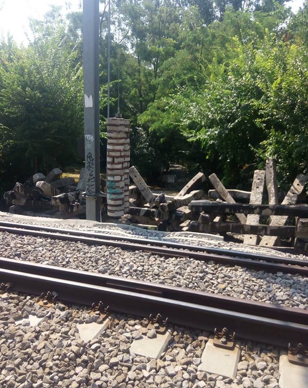 CFR atrage atenția că accesul pietonal pe podul de cale ferată din Parcul Herăstrău este interzis