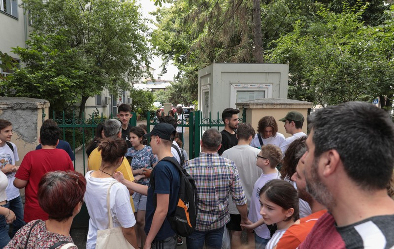 Repartizarea la licee 2022: Aproape 7.000 de elevi au rămas pe dinafară. Unul avea media 9,57