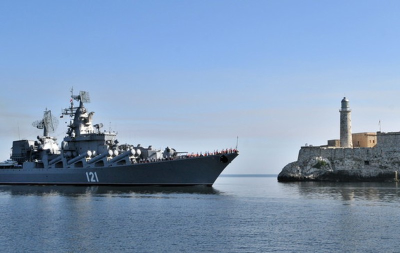 Rusia neagă că nava sa a fost lovită de ucraineni: Crucișătorul, avariat grav după ce muniția de la bord a explodat