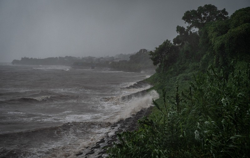 4 milioane de oameni au fost evacuați, ca măsură de precauție înainte ca taifunul Nanmadol să lovească Japonia