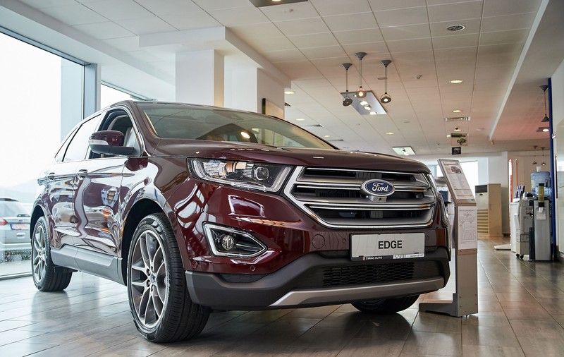 (P) Trei maşini de performanţă pe care le poţi vedea în cadrul Ford Braşov