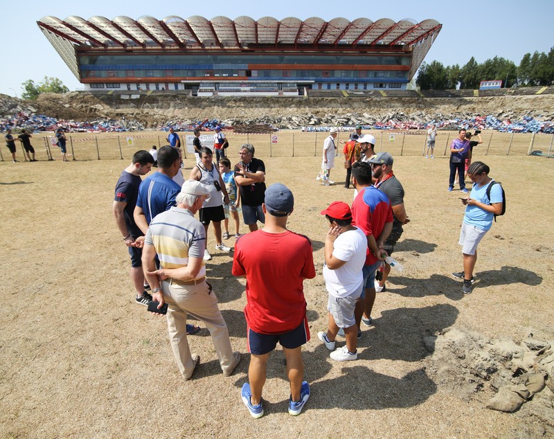 Stadionul Steaua, vizitat pentru ultima oară. ”Aici mi-am trăit copilăria” / GALERIE FOTO