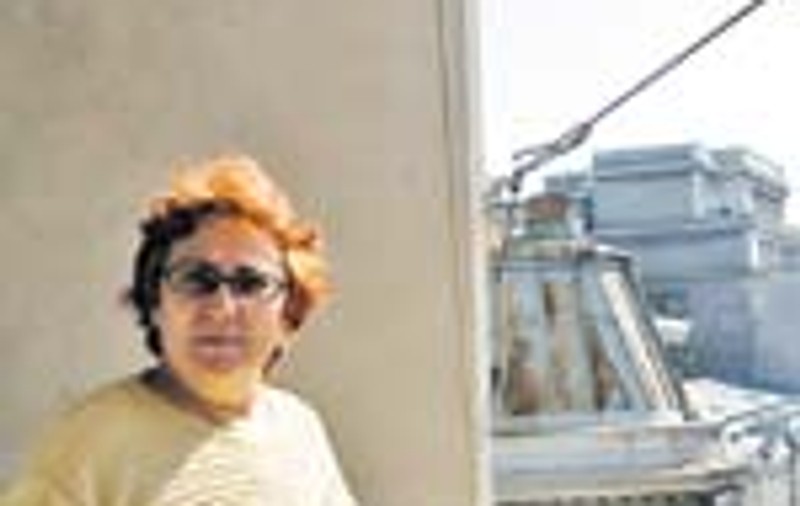 'Ne simtim ca la puscarie in casa noastra'