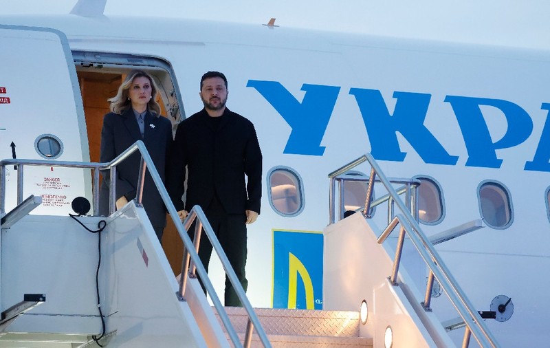 Președintele Ucrainei, Volodimir Zelenski, și soția sa, Olena Zelenska, sosesc la Calgary miercuri, 9 septembrie 2026. Cda-Ucraina, Calgary, Canada – 09 septembrie 2026