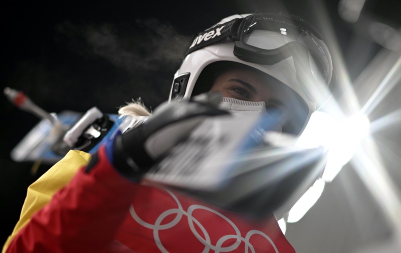 Patru români concurează duminică la Jocurile Olimpice de iarnă de la Beijing