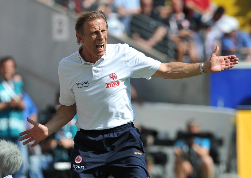 epa02721849 Frankfurt's head coach Christoph Daum gestures during the German Bundesliga soccer match between Eintracht Frankfurt and 1. FC Cologne in Frankfurt, Germany, 07 May 2011. (ATTENTION: EMBARGO CONDITIONS! The DFL permits the further utilisation of the pictures in IPTV, mobile services and other new technologies only no earlier than two hours after the end of the match. The publication and further utilisation in the internet during the match is restricted to six pictures per match only.) EPA/ARNE DEDERT