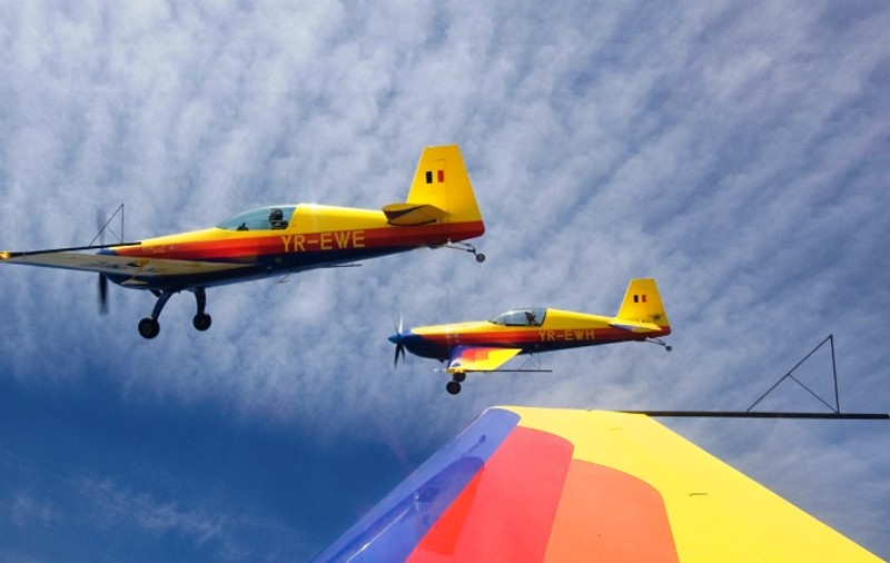 Lotul naţional românesc de acrobaţie aeriană „Hawks of Romania” face show, sâmbătă, la Târgu Mureş
