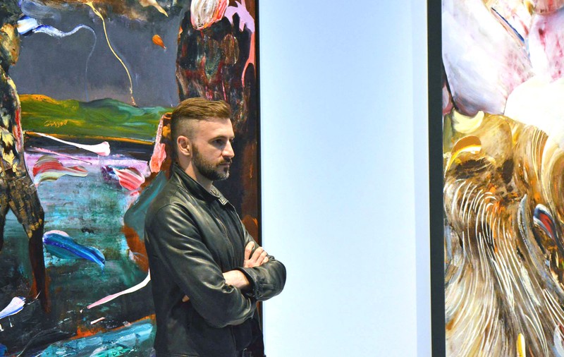 20 de tablouri noi ale lui Adrian Ghenie, expuse la Londra. Lucrările costă între 400.000 și 1,5 milioane de euro