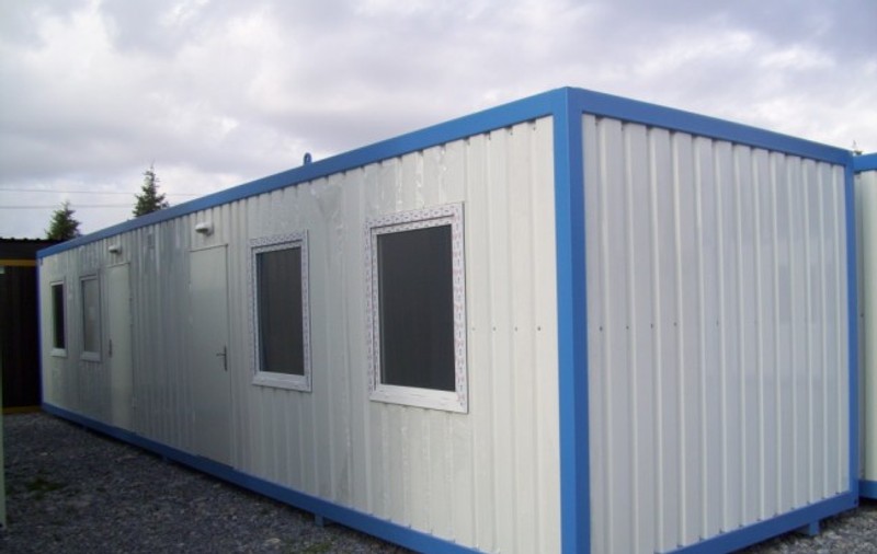 Containere pentru oamenii străzii, soluția găsită la Timișoara. Cât au costat