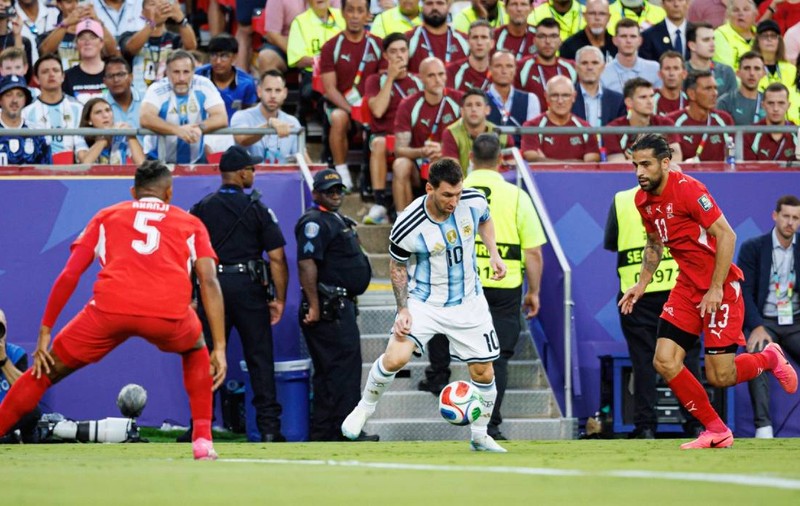 Anglia - Argentina, duel pentru finala Campionatului Mondial 2026. Ambele echipe s-au calificat în semifinale după prelungiri