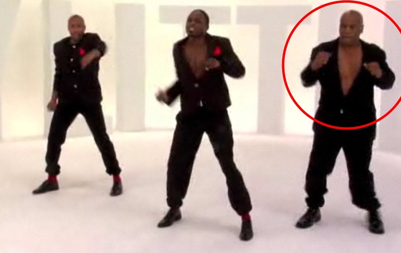 Video | Mike Tyson, super-dansator în remake-ul videoclipul “Every Little Step” 