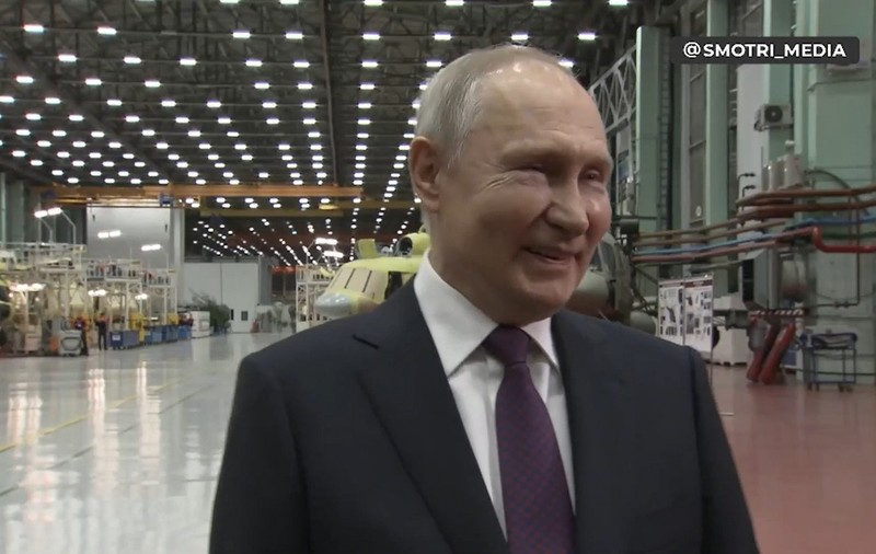 Vladimir Putin susține că Rusia luptă în Ucraina "pentru propria existență"