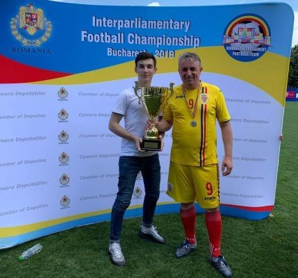 Lucian Bode joacă atacant în Naționala Parlamentarilor FOTO: Sportul Sălăjan